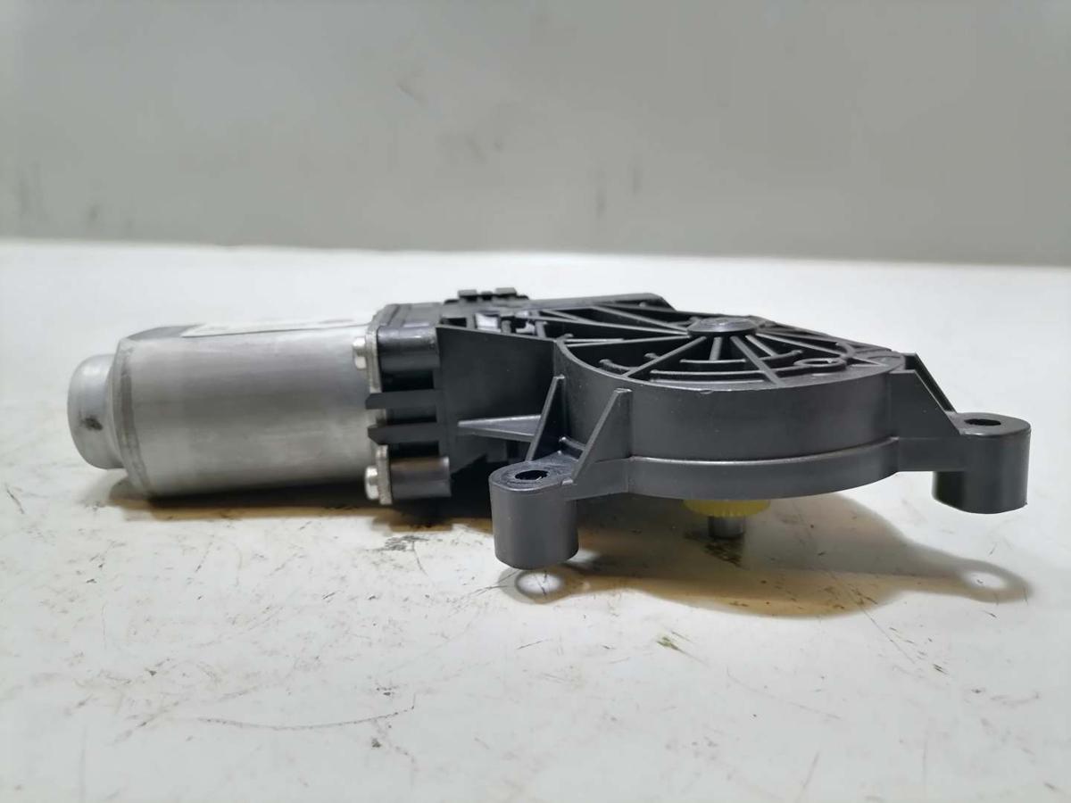 Skoda Fabia 2 5J original Fensterhebermotor vorn links